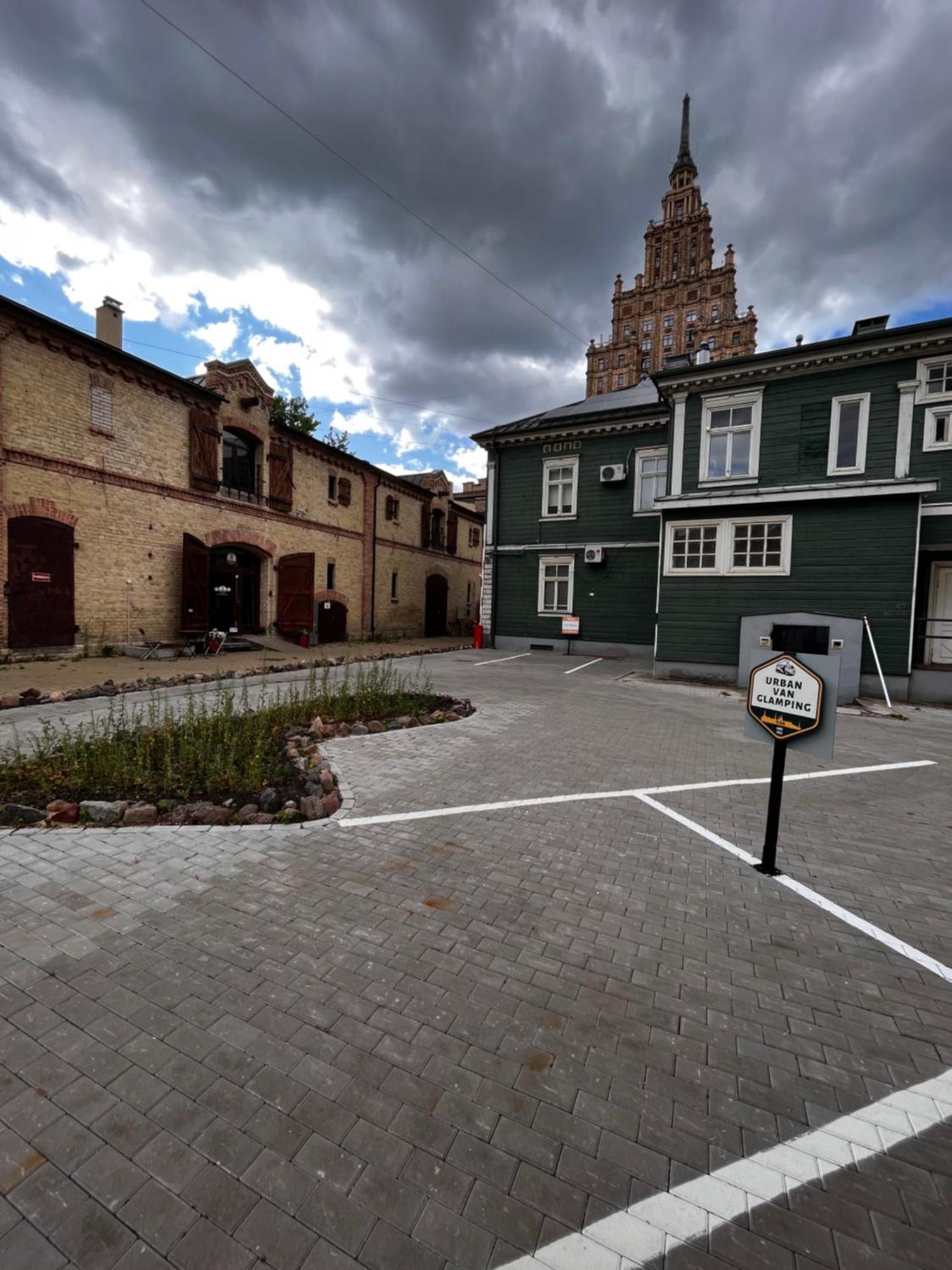 Urban Van Glamping Riga Bagian luar foto